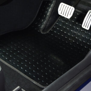Vinorico Ford Focus Mk3 Estate 2011-2018 Boot Mat | Black Off-Road Rubber with Black Trim